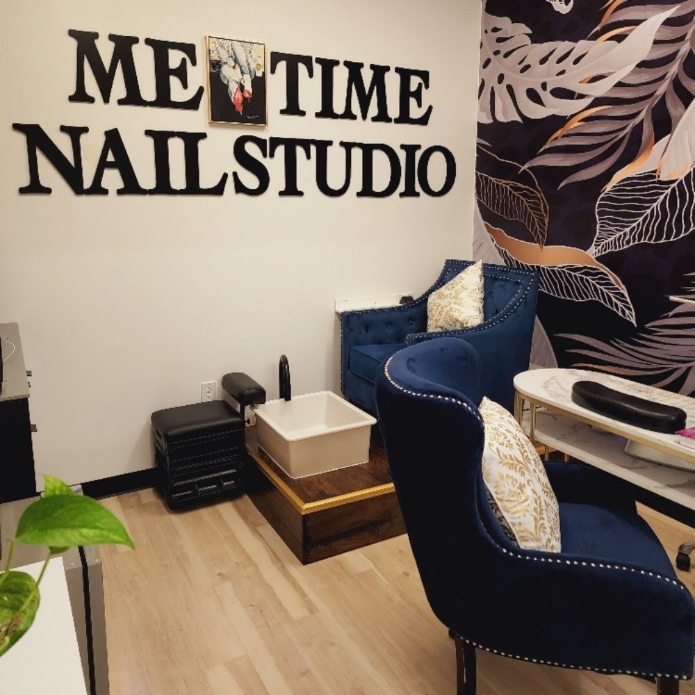 Me Time Nail Studio nail work in Denver, example 1